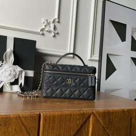 Picture of Chanel Handbags _SKUfw239862406fw